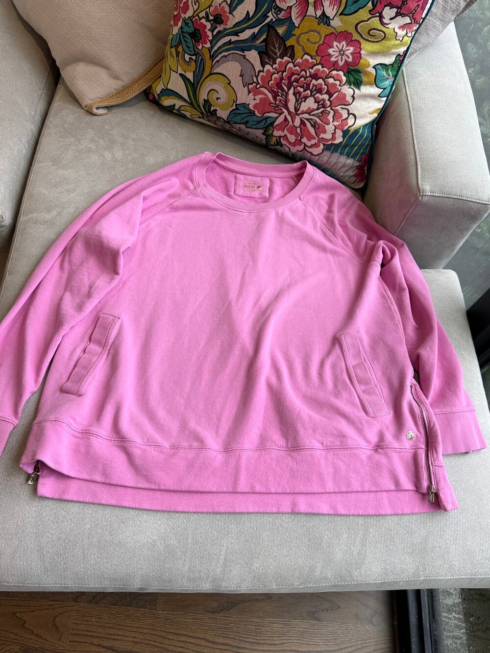 Lilly Pulitzer Luxletic Long Pink Sweatshirt w Gold Zippers Pockets XXL